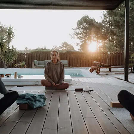 Surf & Yoga Retreats Portugal *